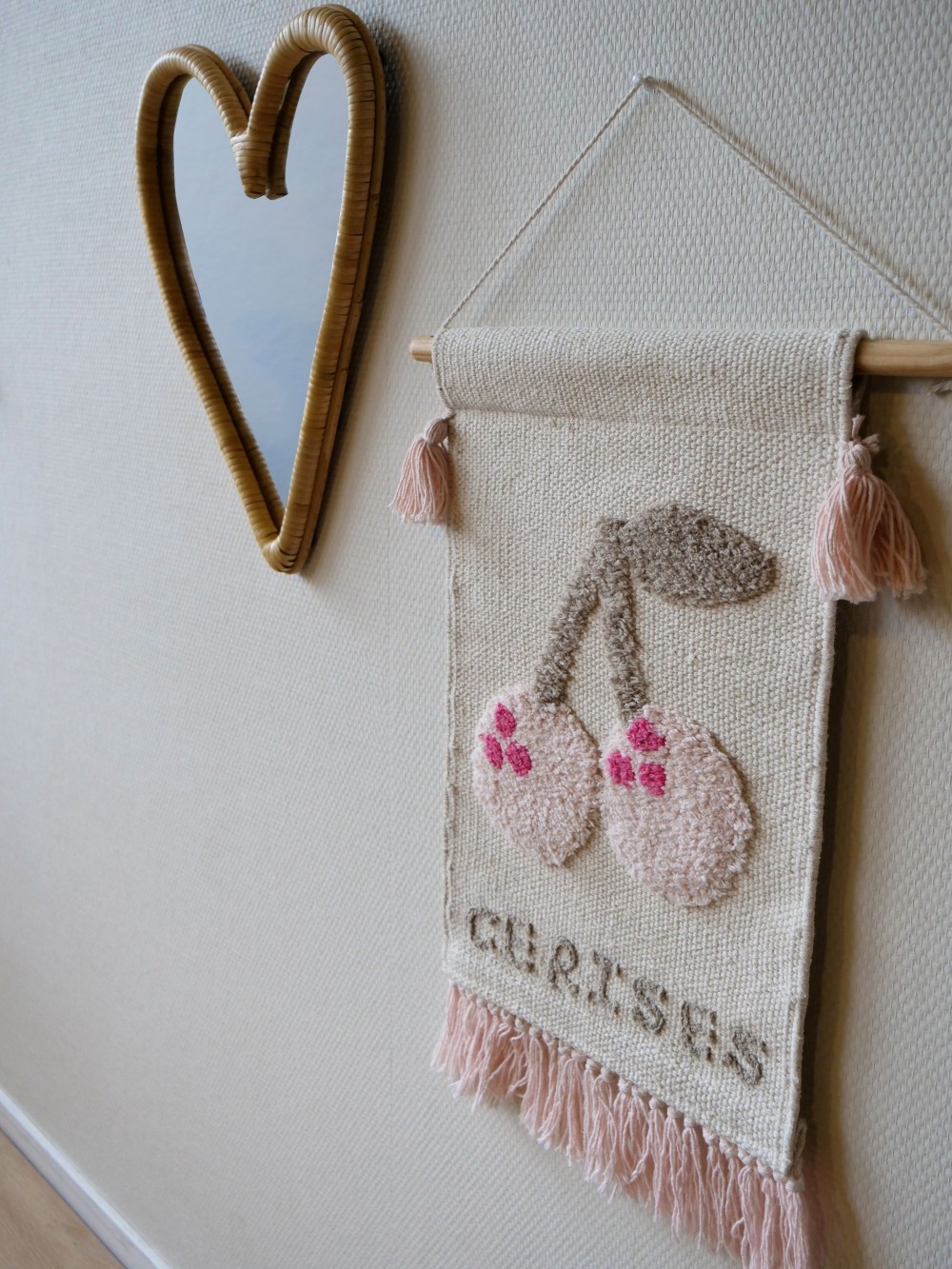 Wandhanger Cerise